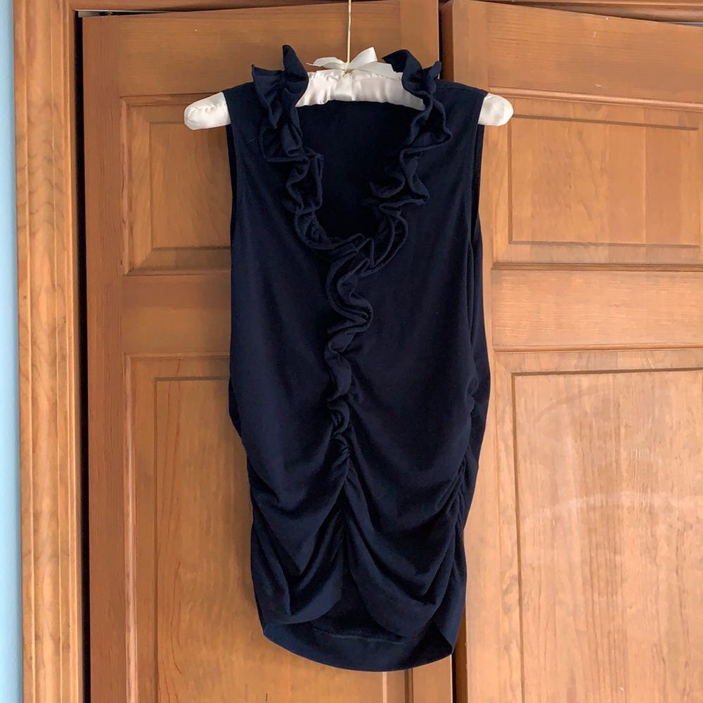 Sleeveless CABi top